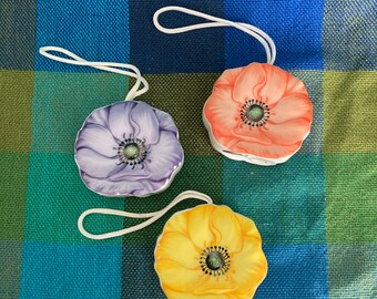 Ceramic Flower Potpourri Sachet - Vintage Floral Hanging Potpourri Pomander Wardrobe Closet Scent Tropical Flower Purple Orange Yellow