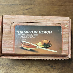 Vintage Electric Knife- Hamilton Beach Heritage Collection Electric Knife 1960s Kitchen Tool Meat Carver Bread Slicing Vintage Kitchen Decor