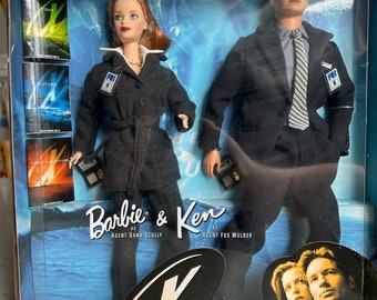 1998 X Files Barbie and Ken Set - X-files Agent Dana Scully 90s