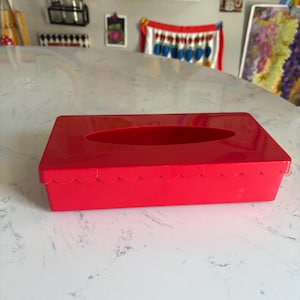 Red Tissue Box- Plastic Tissue Holder Hinged Tissue Box Retro Bathroom Accessory 1950&#39;s Scalloped Tissue Box Holder Retro Red Bedroom Decor
