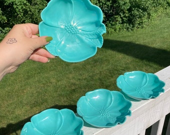 Vintage Plastic Hibiscus Bowls Plato de tazón de plástico ligero Pink  Orange MCM Made in USA Hoffman Industries Summer Pool Party Patio Bowl