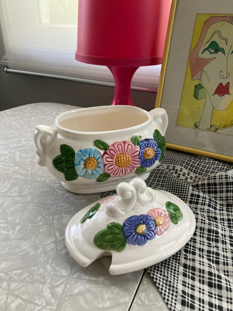 Vintage Gravy Boat - Vintage Kitchen Decor Flower Power Boho Kitchen Floral Serving Dish Vintage Dishes Covered Dish Vintage Home Decor image 4