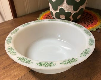 Anchor Hocking Meadow Green- 1.5 Qt Milk Glass Ovenware