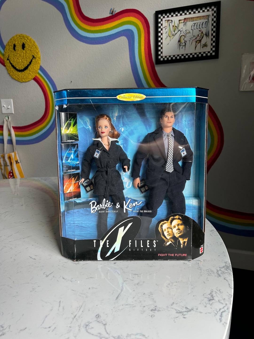 Xファイル　コラボバービー＆ケン Amazon.co.jp: The X-Files Barbie & Ken Giftset by Fight the
