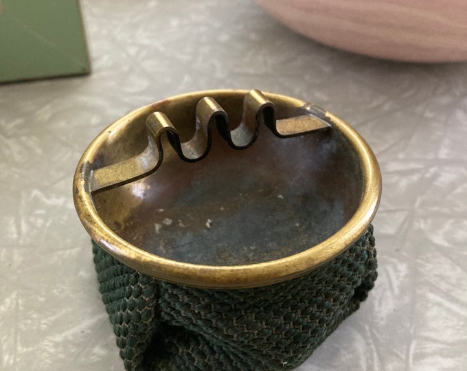 Vintage Bean Bag Ashtray Green and Gold Weighted Windproof Ashtray