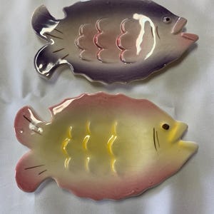 Vintage Pastel Flounder Plates- set of 2 Fish Plates 1970&#39;s Sushi Plates Small Ceramic Fish Plates Funny Dishes Beach House Appetizer Plates