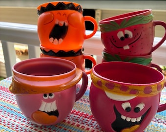 8pc Vintage 70's Goofy Grape Pillsbury Funny Face Drink Pitcher