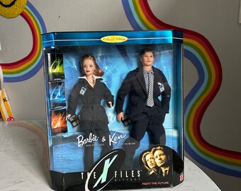 1998 X Files Barbie and Ken Set - X-files Agent Dana Scully 90s