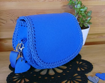 Felt handbag women, handmade bag, shoulder bag, cotton yarn, summer felt bag, crochet desing