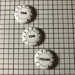 1&quot; Volume and Tone Guitar Knob Pin-Back Buttons - Fender Stratocaster Configuration!
