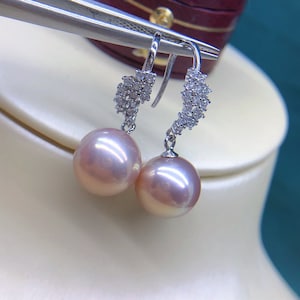 10.7mm Freshwater Edison Pearl Earrings Metallic Light Mauve Color High Luster