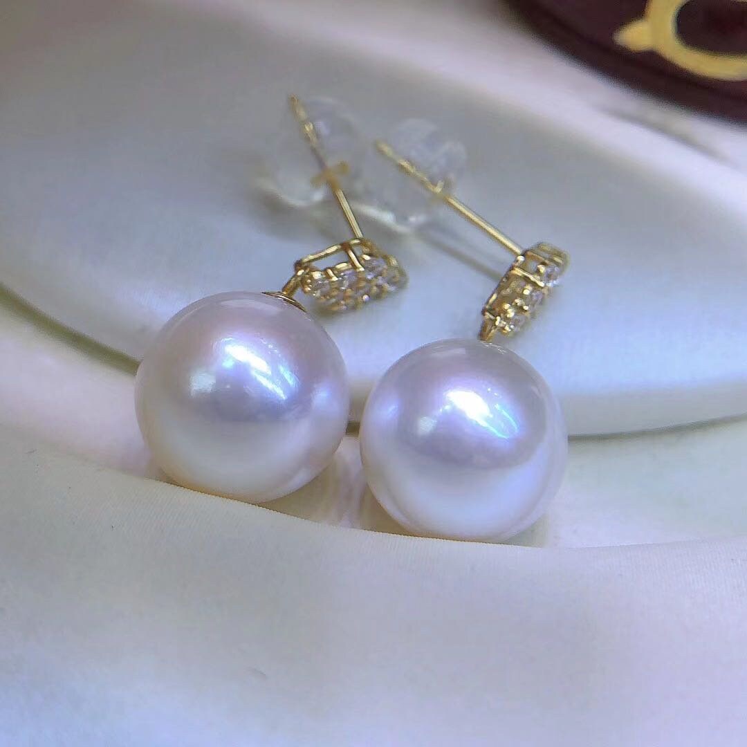 10mm Freshwater White Pearl Earrings High Luster 18K Yellow