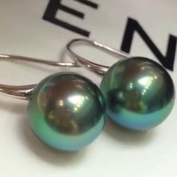 Tahitian Peacock  Pearl Earring  10mm 18k White Gold High Luster