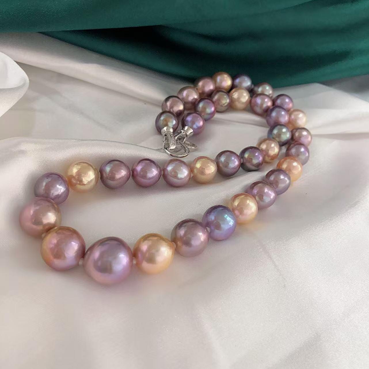 厚み10ミリ　淡水パール　バロックパール　ビーズ　ネックレス