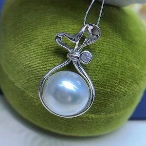 11.4mm South Sea Baroque White Pearl Pendant Very High Luster Cool White