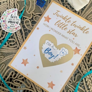 Genre Révéler la carte à gratter | Révélation sexuelle unique | C’est un garçon! C’est une fille! | Twinkle Twinkle Little Star | Jeu de douche de bébé, Révélation de grossesse