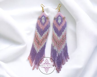 Pink  and purple shoulder dusters