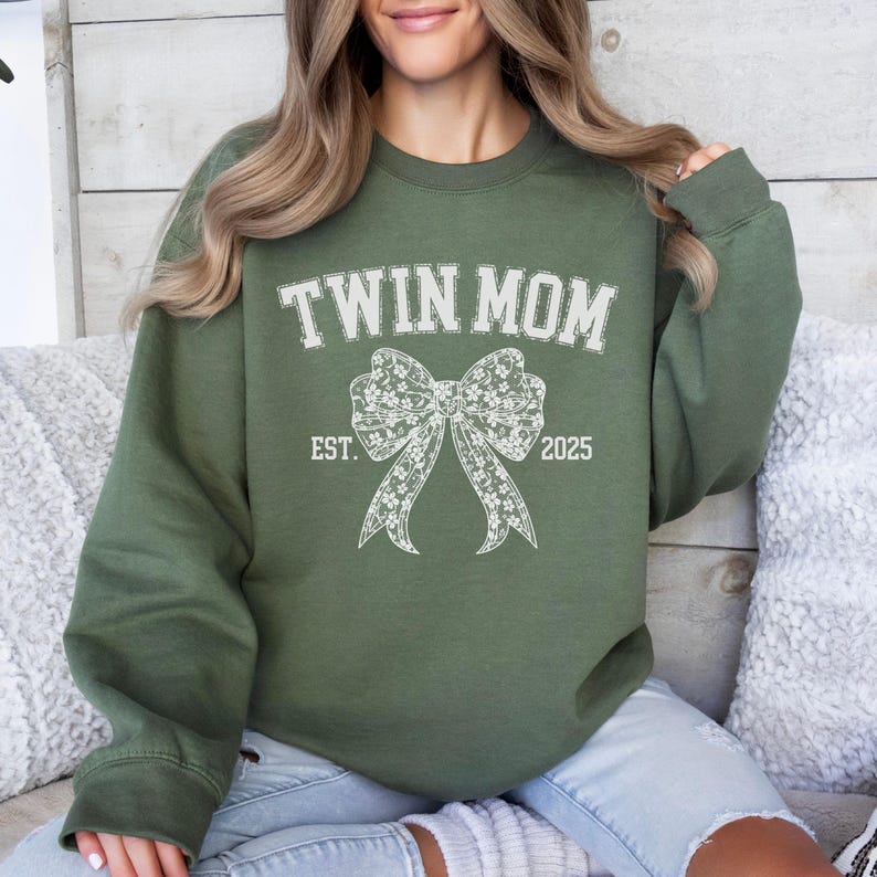 Personalized Twin Mom Sweatshirt Gift for Twin Mum, New Est. Twins Mama T-Shirt Present for Mothers Day, Mother of Twins Sweatert Xmas Gift