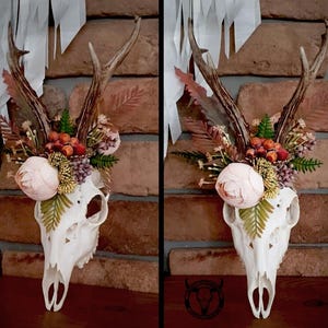Beautiful AUTUMN European ROE DEER skull with bouquet of flowers | decoration with a skull | skull ornament | autumn decoration | gift