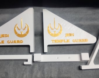 Jedi Temple Guard Legacy Lightsaber Box Set Display