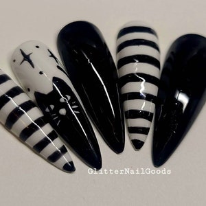 Black Cat Press on Nails, Witchy nails, Wednesday, Dark, Black, White, Halloween, stripes