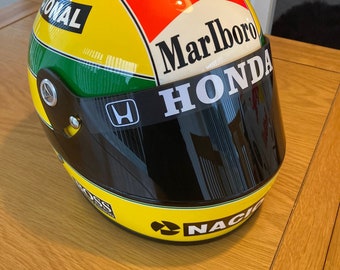 Ayrton Senna 1988 - dark visor with Paint fault - last picture