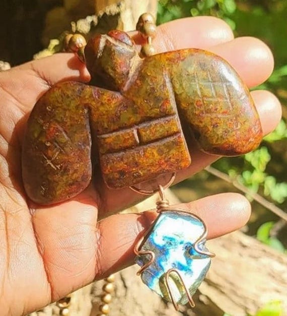 Tibet hongshan culture, meteorite - Gem