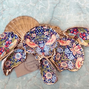 William Morris Erdbeerdieb Design Muschel