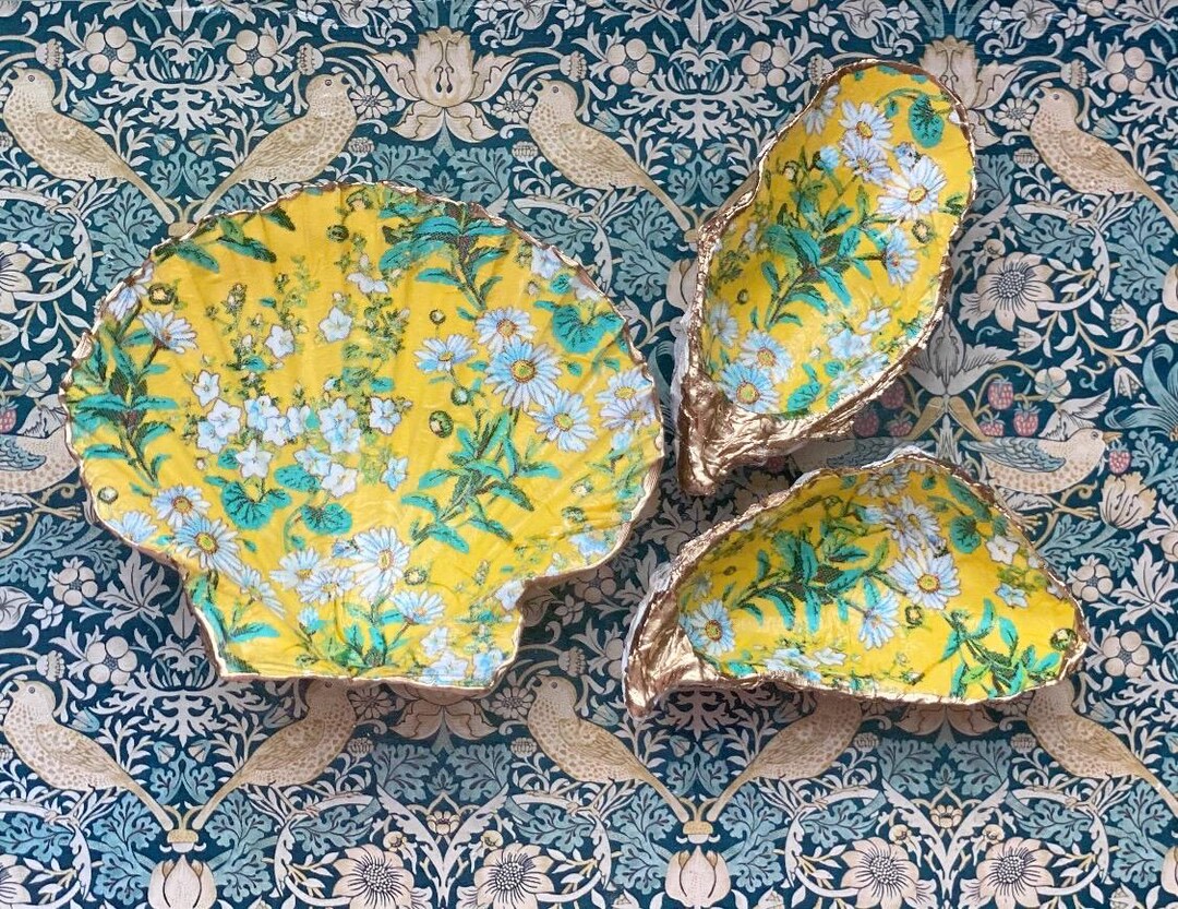 Yellow Daisy Handmade Shells - Etsy