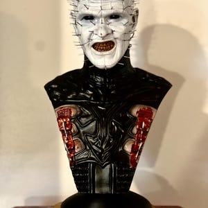 Hellraiser Pinhead Bust Statue Horror 1:2 scale