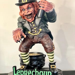 The Leprechaun Bust Statue Horror image 2
