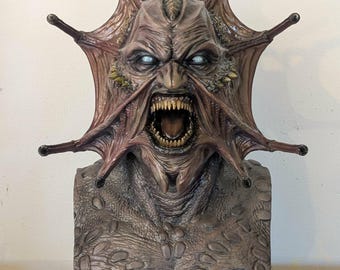 International Jeepers Creepers The Creeper 1:1 Size horror Bust Statue prop