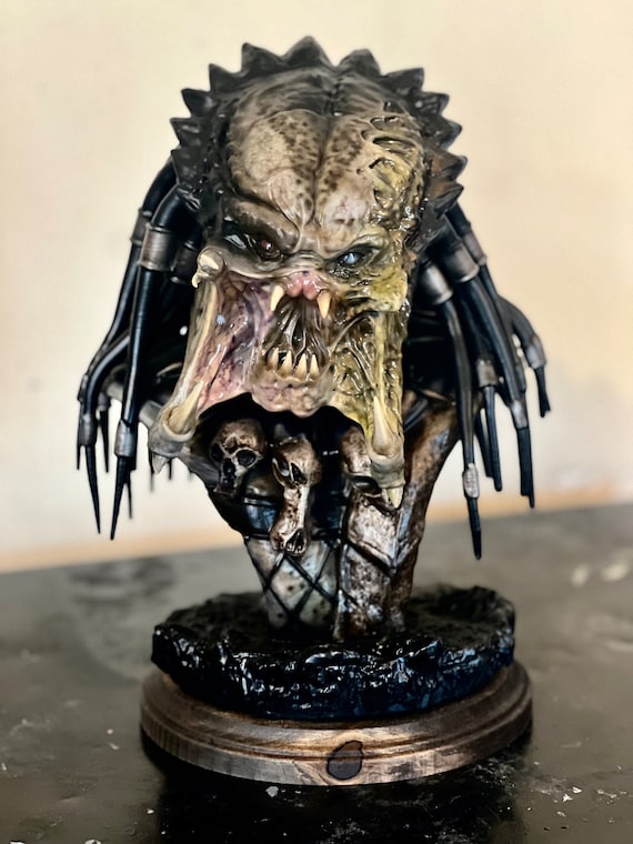 Wolf Predator Horror Bust Statue - Etsy 日本