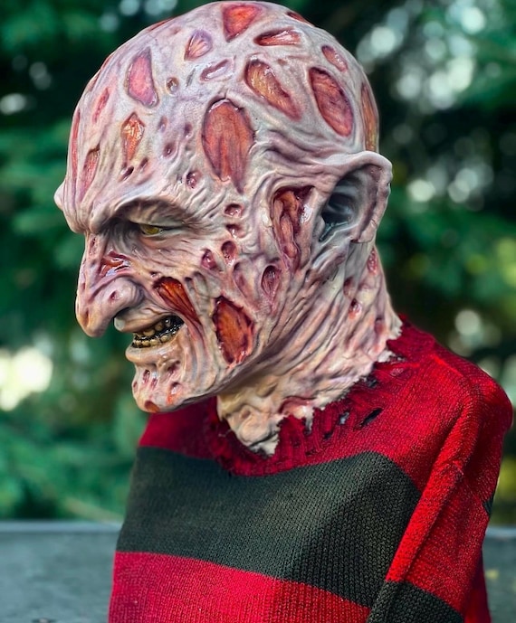 Freddy Krueger 1:1 resin horror bust prop statue a nightmare on