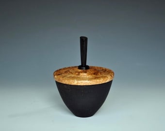 Caja de anillos en Pera y Blackwood