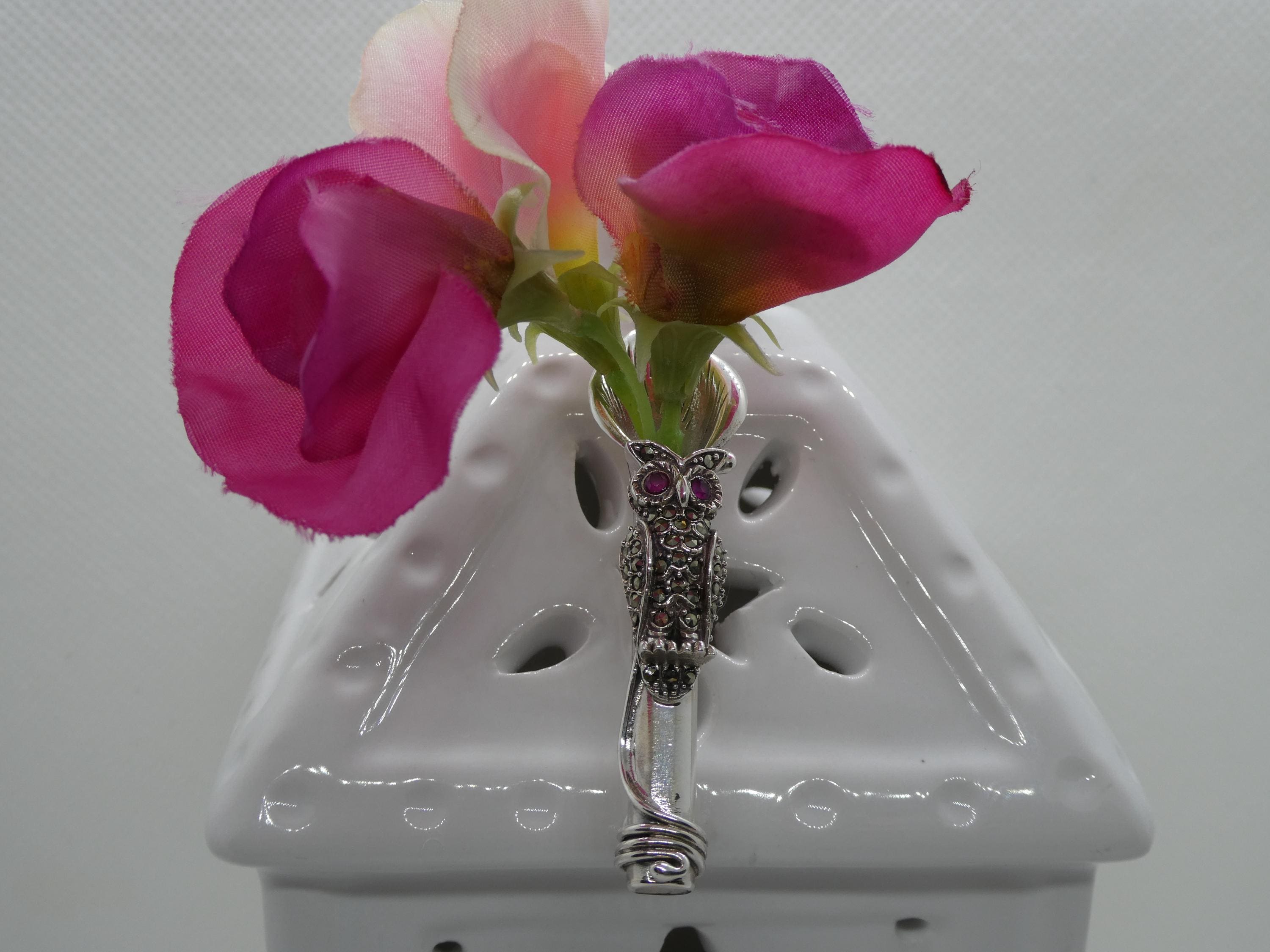 Silver OWL TUSSIE MUSSIE posy holder brooch pin *ruby eyes* marcasite lapel brooch pin * him/her *
