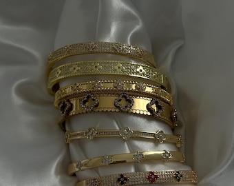 Edelstahl Armreifen mit Kleeblättern (18k gold plated)