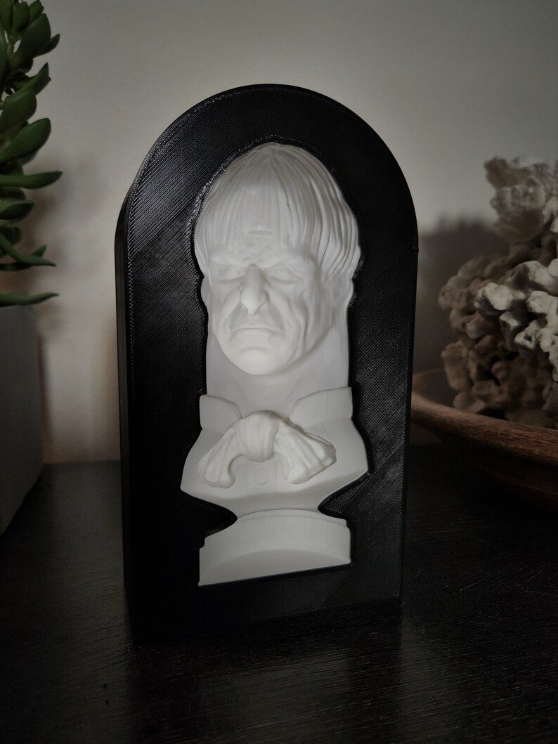 Haunted Mansion Uncle Lucius Inverted Staring Bust 3D Etsy