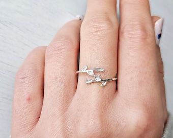 Dainty Leaves Ring, Olive Branch Ring, Sterling Silver Olive Leaf Ring, Minimalist Wrap Ring, Classic Timeless Ring, Delicate Simple Ring