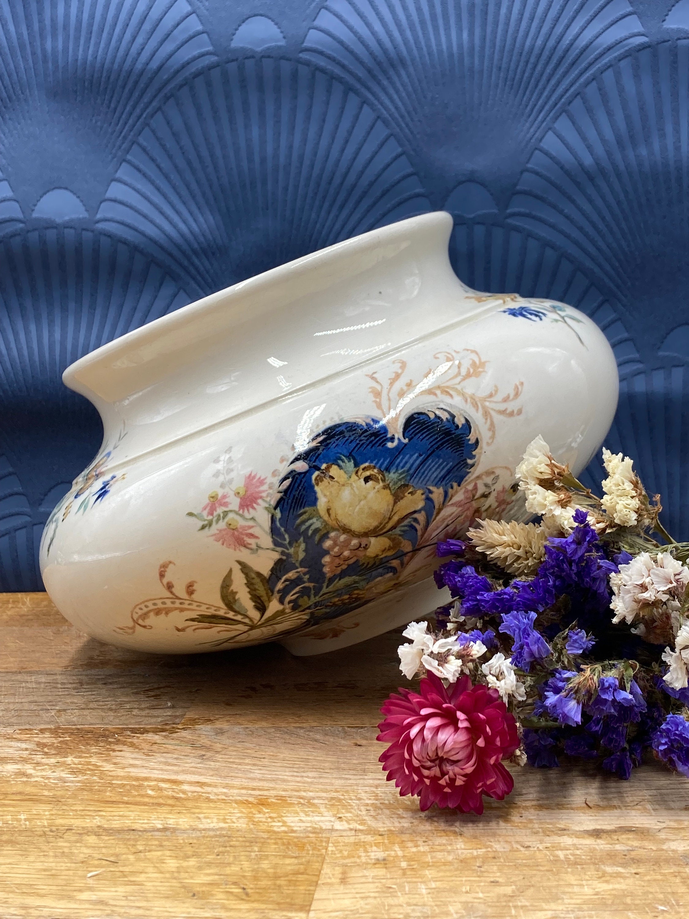 Beautiful Flower Pot/Cache Fleurs Choisy Le Roi