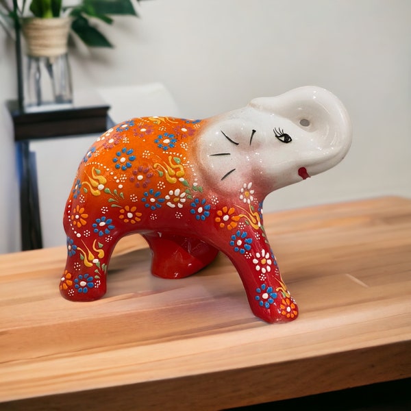 3.9 '' Handmade Ceramic Elephant, Elephant Figure, Turkish Ceramic Elephant, Housewarming Gift, Christmas Gift, Home Decor, Office Decor