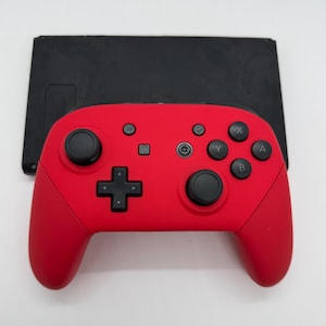 Nintendo Switch Pro Controller - Rot