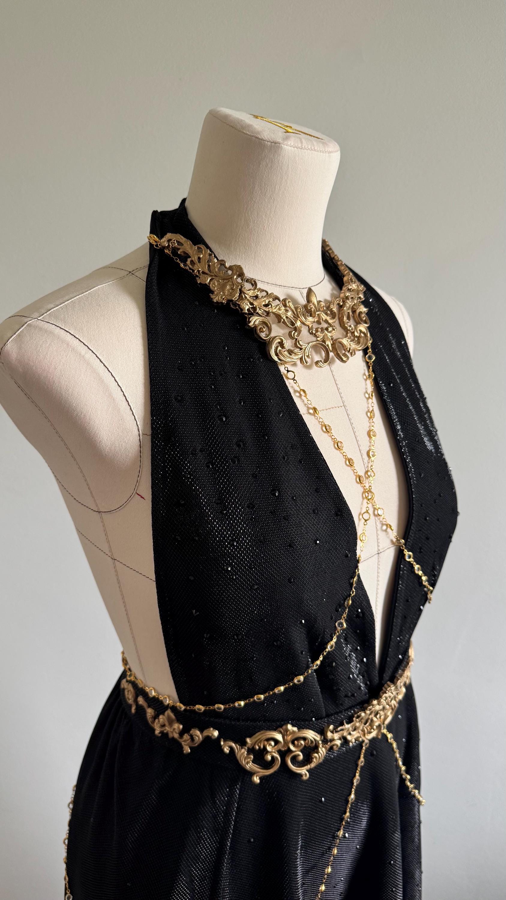 Feyre's Dress Sparkling Black Dress: Open Back, Gold Jewelry Detail - Etsy Feyre's Dress Sparkling Black Dress: Open Back, Gold Jewelry Detail - Etsy