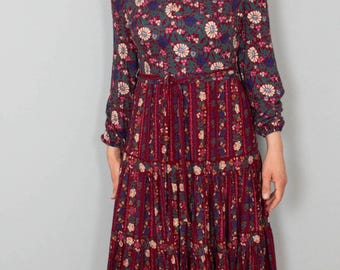 Vestido Folklore Vintage Rojo Floral Vestido de Flores Vestido Midi de Viscosa Bohemio Flores Años 70