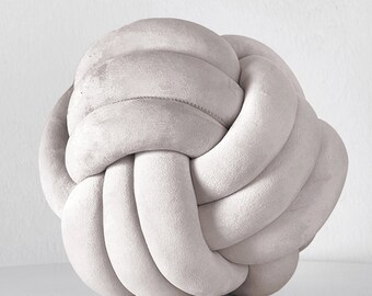 round knot pillow