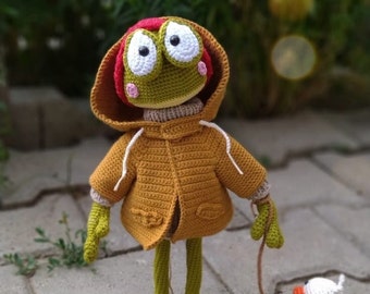 Stuffed frog with yellow raincoat , Amigurumi finished frog plushie, Handmade frog plush, Granddaughter Gift, Birthday Gift, Christmas gift