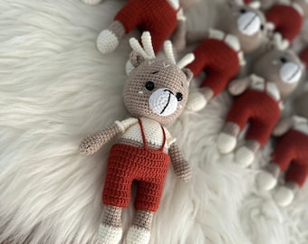 Cerf de Noël au crochet à vendre, cadeau de Noël au crochet, ami endormi personnalisé, peluche cerf en peluche, cadeau de Noël, cadeau petite-fille