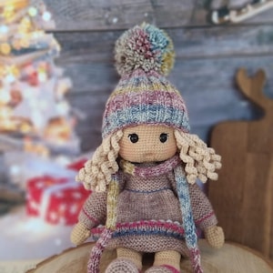 Häkelpuppe zum Verkauf, fertige Amigurumi-Puppe, Enkelin-Geschenk, Sammlerpuppe, Geschenk für sie, Geburtstagsgeschenk Bild 3