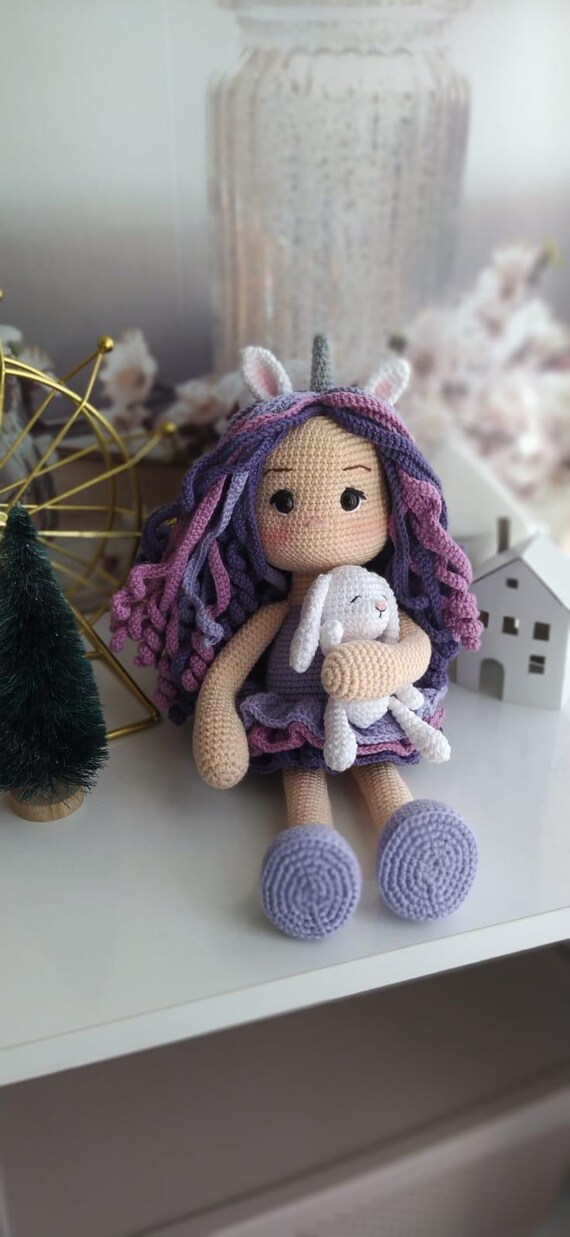 Poupée licorne au crochet à vendre, cadeau petite-fille, idée