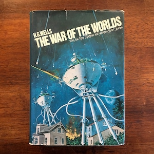 1980 War of the Worlds, H.G. Wells, Time Machine, Short Stories, Hardcover Book w/Dust Jacket, Vintage 80s